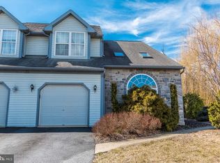 312 Diane Ave, Sinking Spring, PA 19608