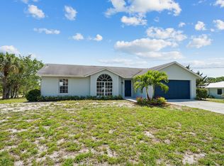 930 NE County Line Rd, Jensen Beach, FL 34957