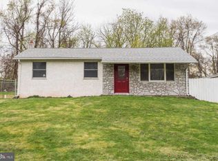 164 S Wall St, Spring City, PA 19475