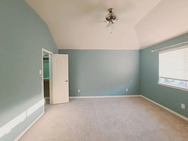 8408 Loma Alta Trl — Photo 13