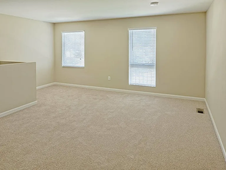 Spacious Upper Floors