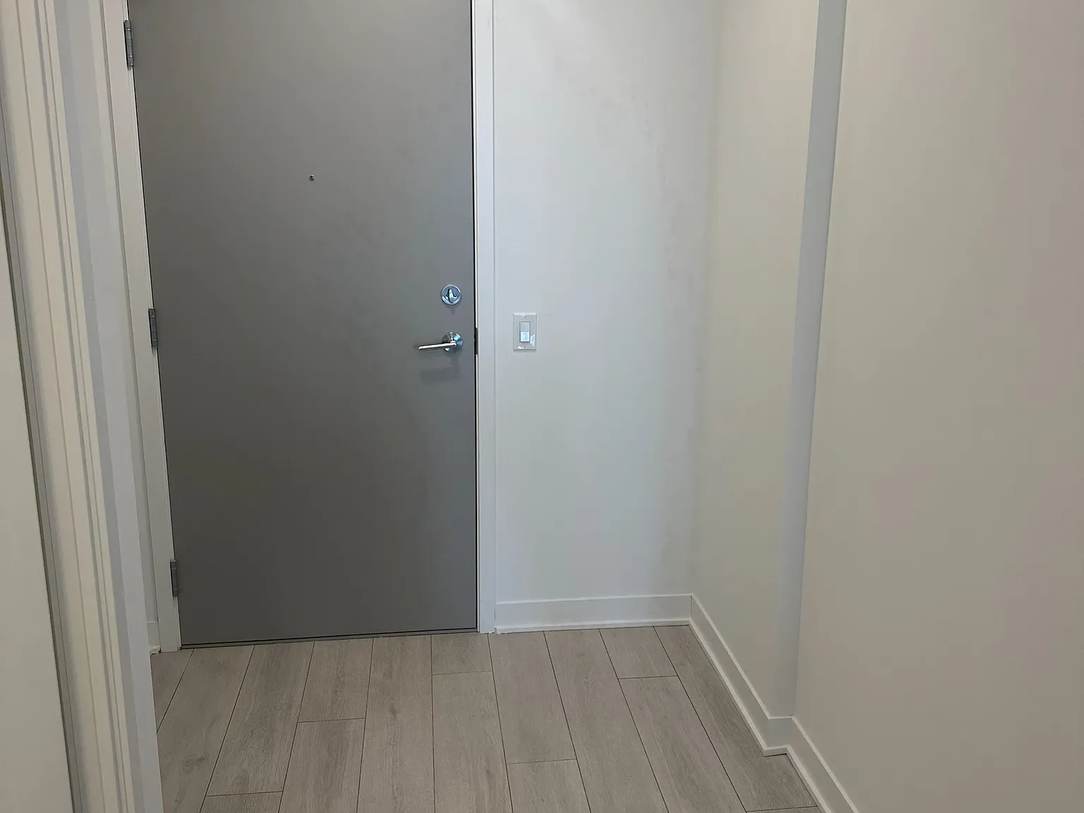 2 bed, $2,300 — Photo 4
