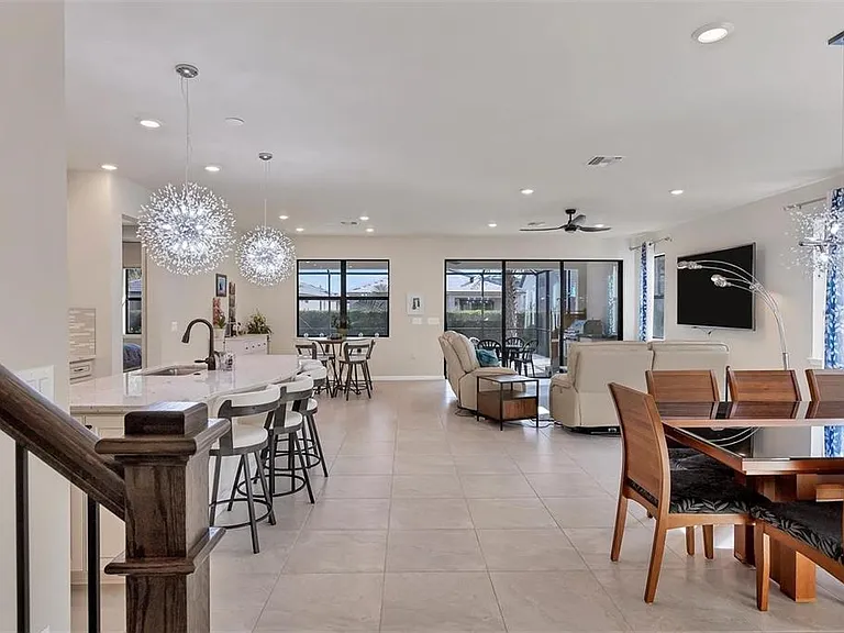 5721 Sweet Leaf Way — Photo 3
