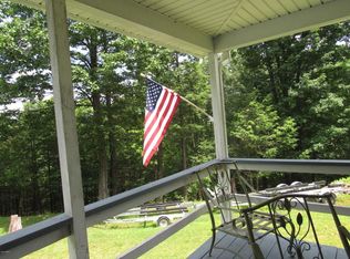 202 Marina Way, Greentown, PA 18426