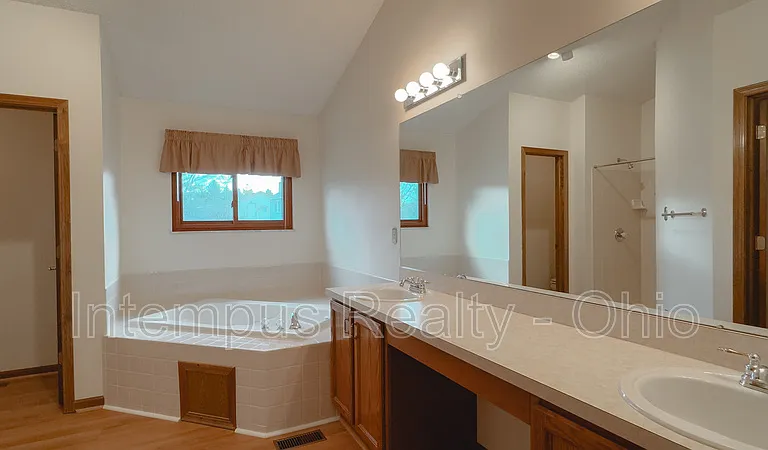 370 Glenside Ln — Photo 26
