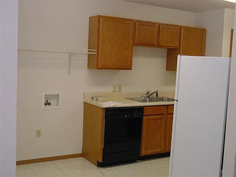 Deer Run Apartments — Photo 9