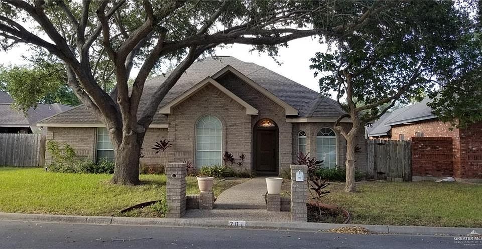 1st image of 701 W Kiwi Ave