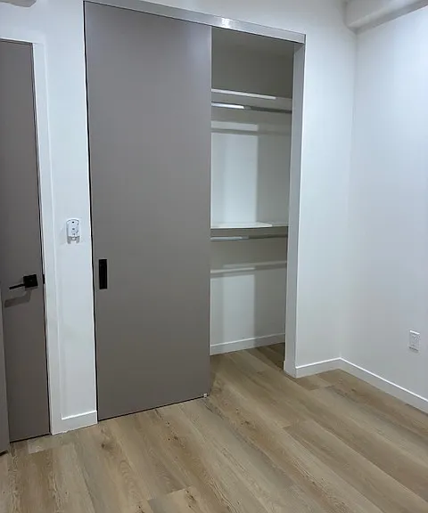 955 S Fedora Street — Photo 9