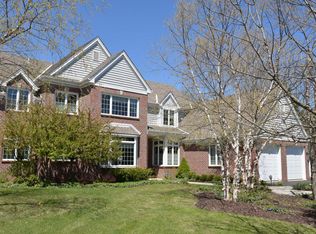 2054 W Hidden Reserve Cir, Mequon, WI 53092