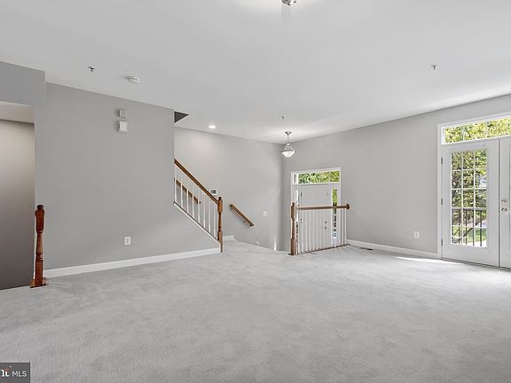 5th image of 631 Spectator Ave