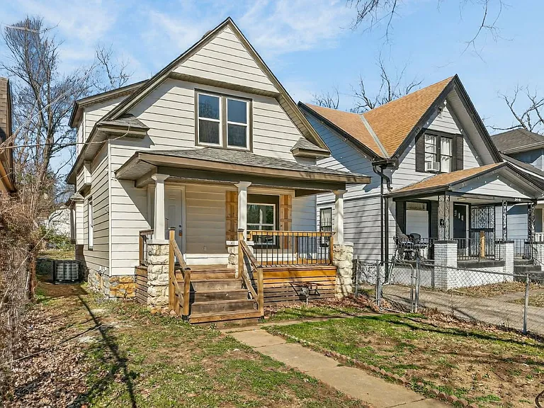 3414 Park Ave — Photo 2