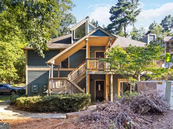 3071 Steeplechase Dr, Alpharetta, GA 30004