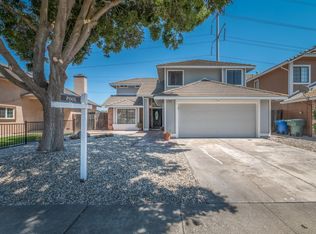 2002 Glen Harbor Dr, Ceres, CA