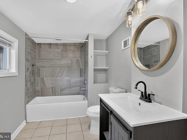 1209 E Susquehanna Ave #1 — Photo 13