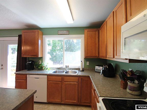 4th image of 417 Spire Dr