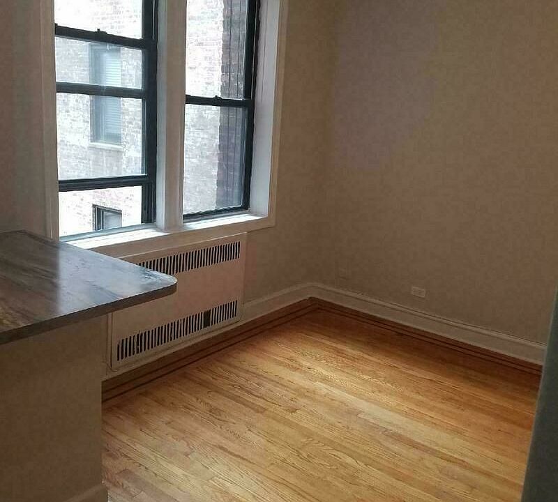 1st image of 303 Webster Ave APT 3C