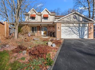 4271 Park Pl, Crown Point, IN