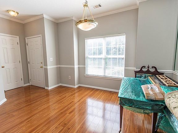 2nd image of 1731 Pryor Rd SW Unit 109