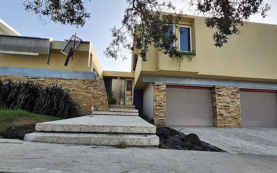 1st image of Caparra Hills Calle Eucalipto E 4