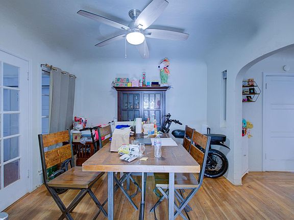 4th image of 420 W 19th St
