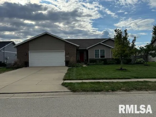 605 Orchard Ave, Chatham, IL 62629