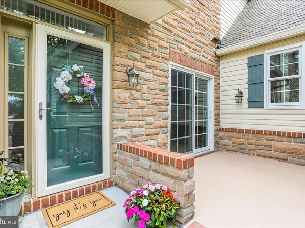 1443 Turnberry Ct, York, PA 17403