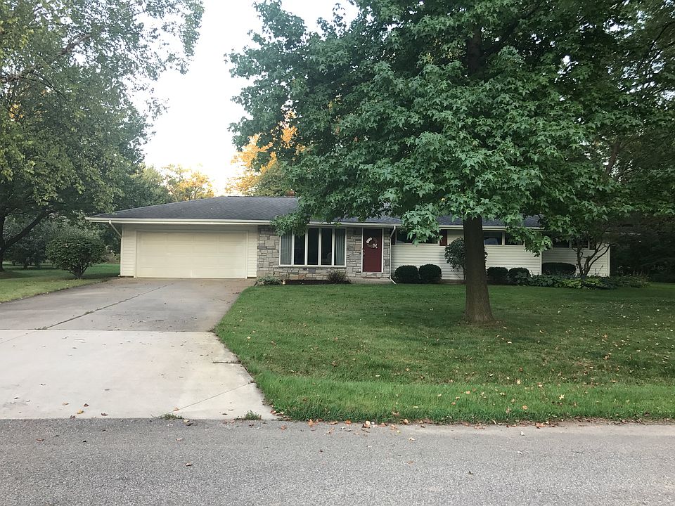1st image of 59204 Wilray Dr