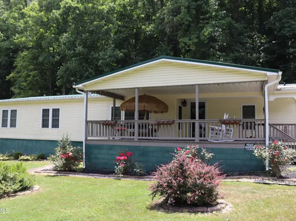 2004 Derby Rd, Appalachia, VA 24216