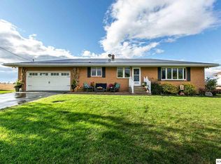 329 Horseshoe Rd, Sherrill, IA 52073