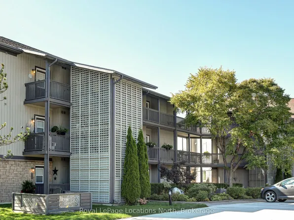 633 Johnston Park Ave #10, Collingwood, ON L9Y 5C7