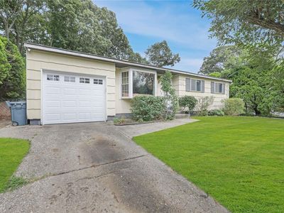 59 Selden Boulevard, Centereach, NY, 11720