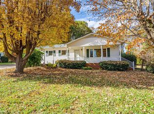 2334 Mack Rd, Asheboro, NC 27205