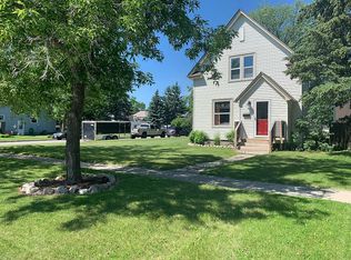 803 Knight Ave N, Thief River Falls, MN 56701