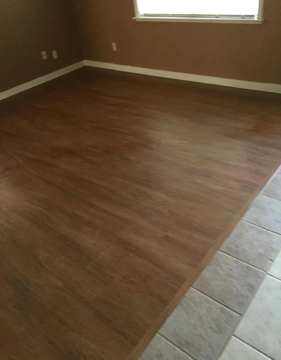 3 bed, 1100 sqft, $1,700 — Photo 2