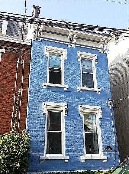 1st image of 256 Warner St Floor 1