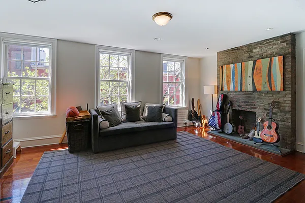 Rented by Brown Harris Stevens | media 28