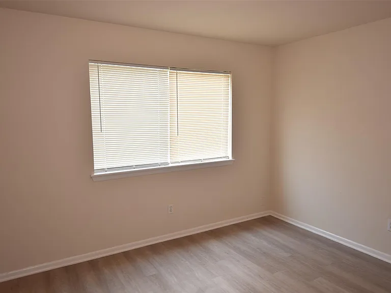 14410 Muirfield Ln — Photo 18