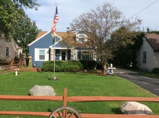 1911 Pewaukee Rd, Waukesha, WI 53188