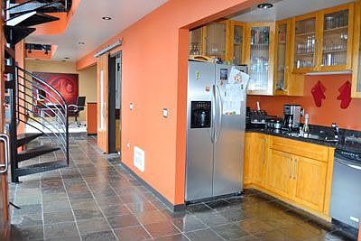 4th image of 1097 Howard St Unit 301