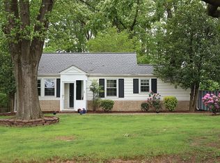 3414 Luttrell Rd, Annandale, VA 22003