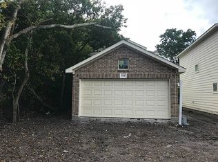 1109 E 37th St, Houston, TX 77022