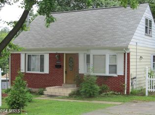 13810 Greenwood Dr, Woodbridge, VA 22193