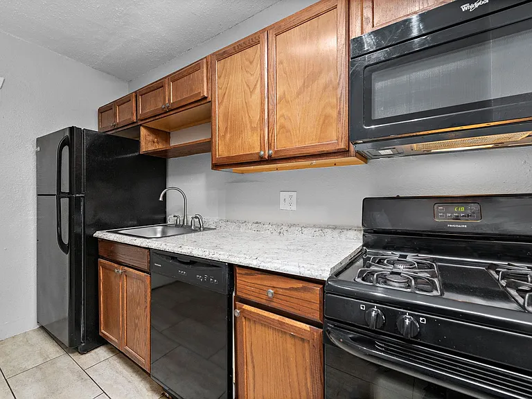 3126 McGee St — Photo 20
