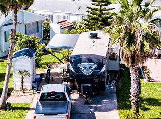 538 W Clam Cir, Port Isabel, TX 78578