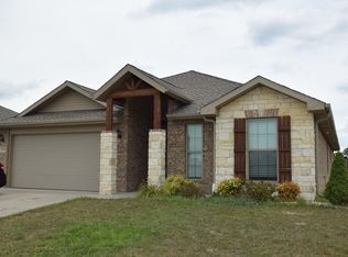1161 N Oak Way, Webb City, MO 64870