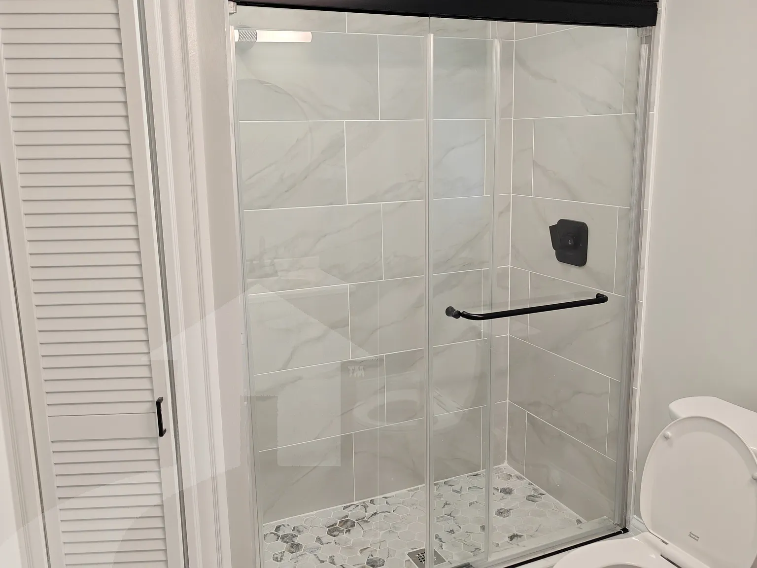1 bed, 450 sqft, $2,300 — Photo 3
