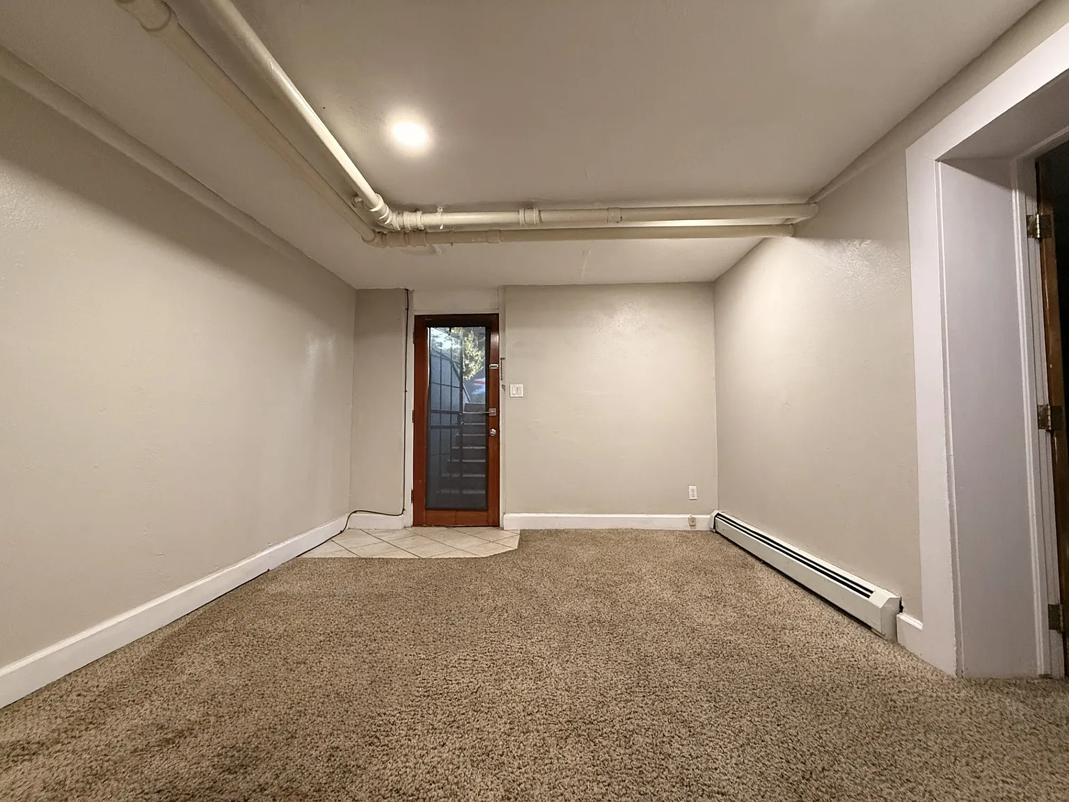 1 bed, 410 sqft, $1,150 — Photo 2