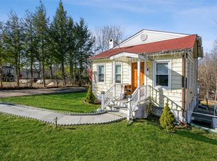 31 Hollowbrook Ct N, Cortlandt Manor, NY 10567