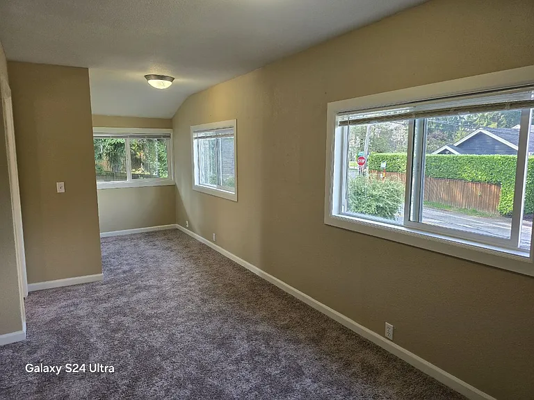 13320 87th Ave NE #2 — Photo 10