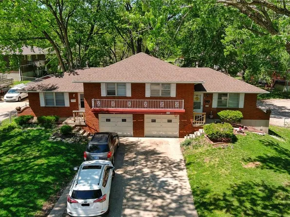 1310 S 49th Ter, Kansas City, KS 66106